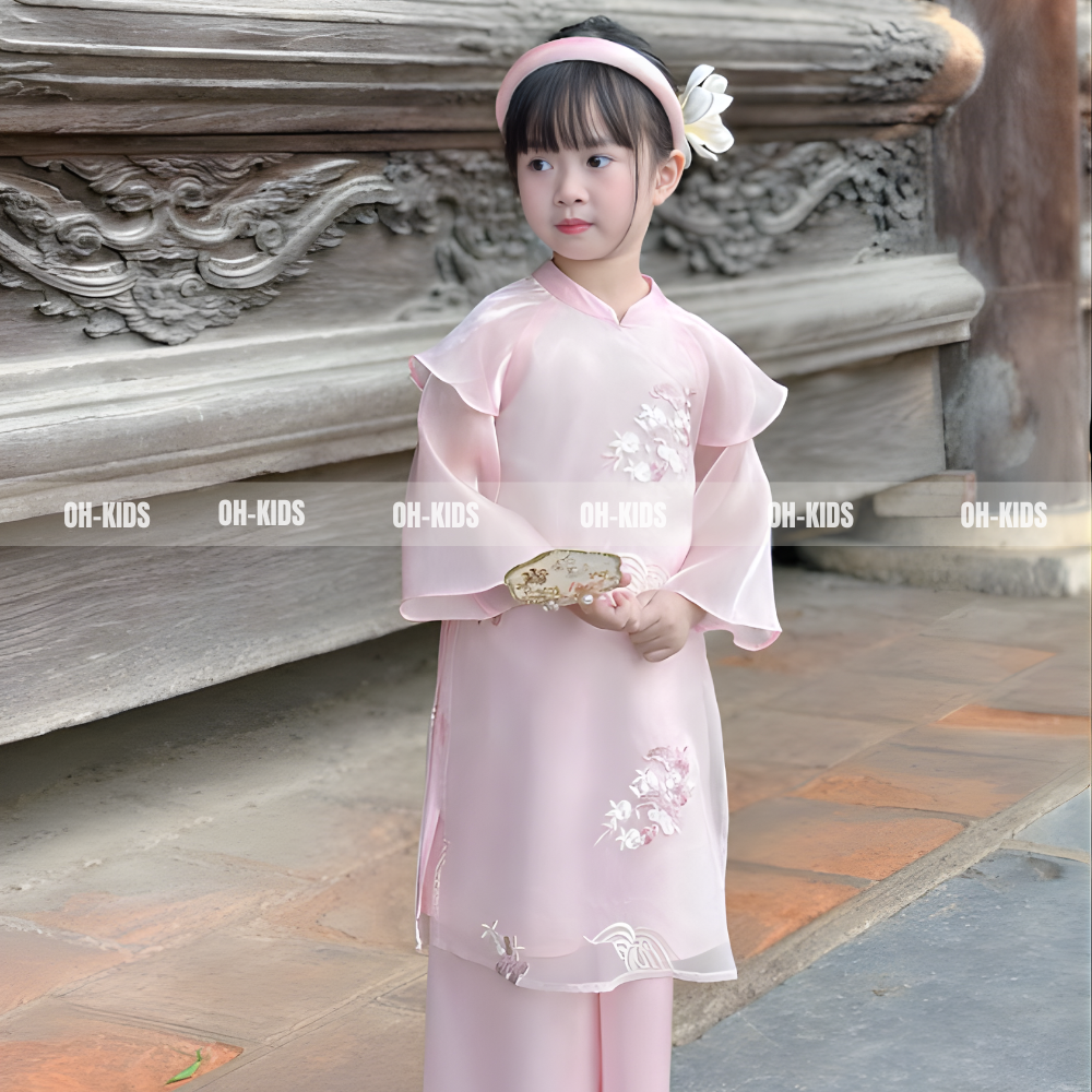 ao-dai-be-gai-theu-hoa-noi (6)